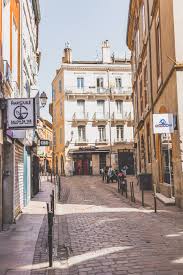 D'ailleurs, de nouveaux quartiers voient le jour comme celui de toulouse aérospace qui mêle les activités économiques aux activités scientifiques. Visiter Toulouse A Pied Nos Incontournables Par Quartier Prochains Detours