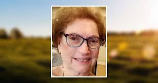 Elizabeth Null's Instagram, Twitter & Facebook