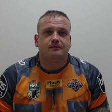 Greater Manchester Police على X: "Can you help police find wanted Andrew  Smithson from Salford? He is wanted