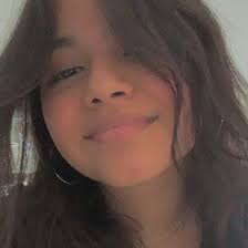 Analy Bernal's Instagram, Twitter & Facebook