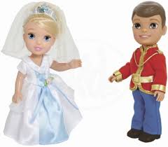 Popelka dnes by měl vypadat úžasné, protože míč se musí vyjít do svého prince. Adc Blackfire Disney Princezna A Princ 15 Cm Popelka Okouzlujici Princ Alternativy Heureka Sk