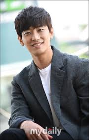Ju ji hoon is a south korean actor under h& entertainment. Interview The Treacherous Ju Ji Hoon Was It Too Much Hancinema