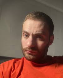 Daniel Felsenthal's Instagram, Twitter & Facebook