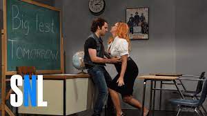 Porn Teacher - SNL - YouTube