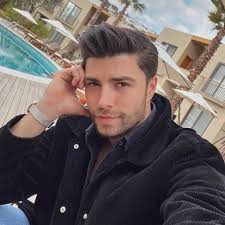 Gil Howard is an 82-year-old retired professor who happened upon a second  career as the go-to driving instructor for women from Afghanistan in  Modesto, California. According to local lore, thanks to “Mr.