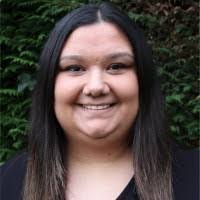 Ellie Steele's Instagram, Twitter & Facebook