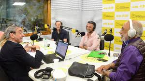 Questa app ha accesso a radio rivadavia argentina che puoi divertirti con i tuoi amici e familiari. El Divertido Pase Entre Oscar Gonzalez Oro Y Nelson Castro En El Relanzamiento De Radio Rivadavia Infobae
