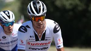 No ads and modified based on german comments! Nicholas Roche Set To Extend Grand Tour Record In The Giro D Italia