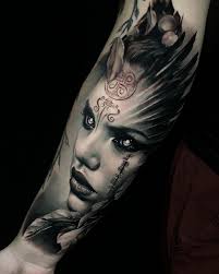 A great dreamcatcher tattoo that fits nicely on the wrist. 2 363 Likes 89 Comments Sampaguita Jay Sampaguitajay Tattoo On Instagram Celtic Woman Warrior Valkyrie Tattoo Warrior Tattoos Girl Face Tattoo