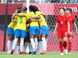 Veja as últimas notícias, vídeos e entrevistas sobre seleção brasileira feminina na jovem pan. Olimpiadas Dia 2 Selecao Feminina Goleia E Apendicite Tira Tenista 21 07 2021 Uol Olimpiadas