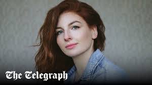 Alice Levine's Instagram, Twitter & Facebook