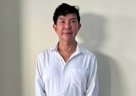 Bắt ca sĩ Long Nhật và ca sĩ Sơn Ngọc Minh vì liên quan ma túy