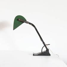 Check spelling or type a new query. Tischlampe Wien 1920 Bankerlampe Astral Grun Emaille Austria Gruner Lampenschirm Tischlampen Gruner Lampenschirm Und Lampen