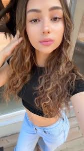 Nicole Waldner's Instagram, Twitter & Facebook