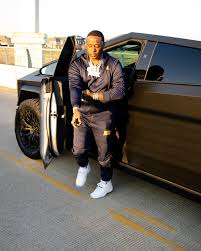 Johnnie Holmes (@nngekash) • Threads, Say more