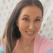 Kendra Harrell's Instagram, Twitter & Facebook