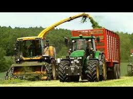 Check spelling or type a new query. Lu Rothkopf Hackselt Gras Mit New Holland Fr 9060 Jd Fendt Youtube