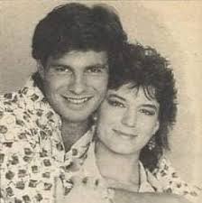 In honor of World AIDS Day here is a picture of Scott Lasalle (Hank Cheyne)  with AIDS victim, Dawn Rollo (Barbara Bush, now Barbara Tyson) which was  written in the story on