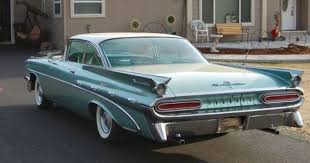 wide track debut 1959 pontiac bonneville sport coupe pontiac bonneville pontiac pontiac cars 1959 pontiac bonneville sport coupe