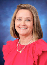 Lyndsie Montgomery's Instagram, Twitter & Facebook