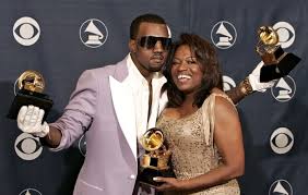 She marry ray west, wey be kanye papa, but after . Kanye West Drops New Song Donda In Honour Of His Mother S Birthday