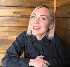 Cindy Waltman's Instagram, Twitter & Facebook