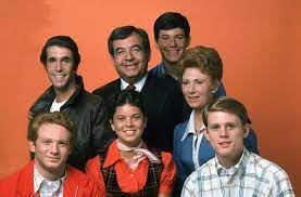 E' andata in onda in prima visione negli stati uniti tra il 1974 ed il 1984. Image Gallery For Happy Days Tv Series Filmaffinity