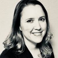 Amber Butt's Instagram, Twitter & Facebook