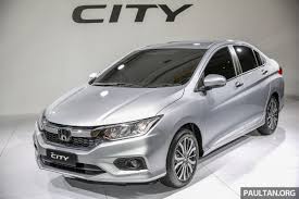 It is available in 5 colors, 4 variants, 1 engine, and 2 transmissions option: Gallery Honda City Facelift Previewed In Malaysia Paultan Org