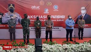 Check spelling or type a new query. Tinjau Vaksinasi Covid 19 Di Pt Kahatex Sumedang Ini Kata Panglima Tni Dan Kapolri Times Indonesia