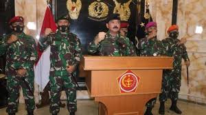 .dudung abdurachman diangkat menjadi pangkostrad menggantikan letjen tni eko margiyono. Panglima Tni Jangan Biarkan Persatuan Dikaburkan Provokasi Yang Dibungkus Berbagai Identitas Tribunnews Com Mobile
