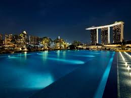 Rooftop Pool In Singapore Singapore Hotels Hotel Pool Fullerton Bay