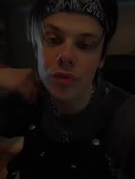 Who is watch mtv emas tonight?🖤🖤 @yungblud #thegaffatape #yungblud  #yungbludarmy #yungbludedit #yungbludtok #dominicharrison  #dominicharrisonedit #bhc #blackheartsclub #fyp #foryoupage #viral