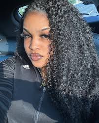 𝔅𝔢𝔯𝔯𝔶 𝔗𝔥𝔢 𝔅𝔯𝔞𝔱💅🏾.（@aliiberryyy）• Instagram 相片與影片