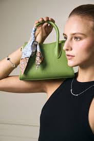 Vinson Candice: Elegance & Luxury in Every Nuance