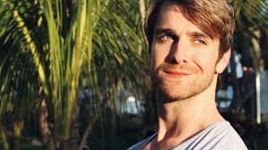 Ator Mike Heslin, da série "Lioness", morre aos 30 anos: "Não tem  explicação"