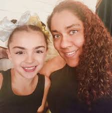 Are there stylists who do in-home haircuts for children with sensory  disorders or autism in Benton?