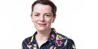 Deirdre Desmond's Instagram, Twitter & Facebook