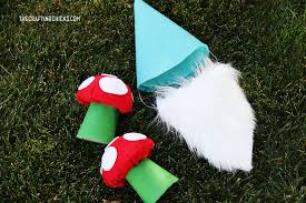 Variants of a gnome costume with their own hands. Diy Dog Costume Garden Gnome The Crafting Chicks