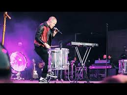 Un jugoso entremés que augura un álbum con sabores más fuertes para este 2017, y que en esta ocasión arriesga mezclando. Imagine Dragons Nos Alive 2017 Youtube