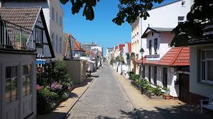 Bei tripadvisor auf platz 12 von 22 hotels in warnemünde mit 4,5/5 von reisenden bewertet. Charme Am Meer Die Achterreeg Von Warnemunde Ndr De Fernsehen Sendungen A Z Die Nordstory