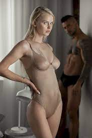 Ariela nude