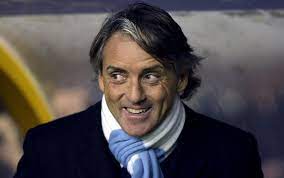 Sembra ormai giunta al capolinea l'avventura di roberto donadoni sulla panchina dell'italia. La Storia Di Mancini Alla Lazio Da Giocatore Ad Allenatore