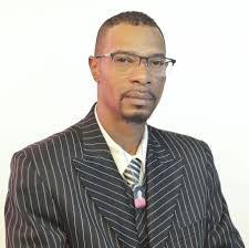 Donovan Collier's Instagram, Twitter & Facebook