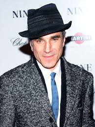 daniel day lewis spoofs clint eastwood s obama chair routine at britannia awards video the hollywood reporter