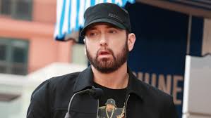 Tune in to sirius xm's shade 45 on 12/31 for an exclusive eminem nye special. Man Discovers Hidden Message In Famous Eminem Song Iheartradio