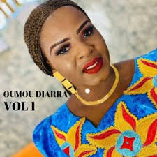 BOUBACAR BAH FASSA by Oumou Diarra: Listen