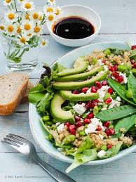 Power Salat Green Spirit Mit Edamame Avocado Zuckerschoten Quinoa Und Granatapfel Gourmetguerilla De Edamame Rezepte Zuckerschoten Gerichte Mit Avocado
