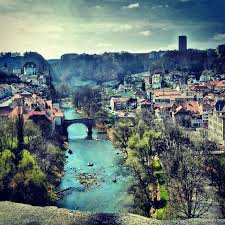 pin auf favorite places spaces