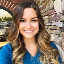 Melanie Crouch's Instagram, Twitter & Facebook